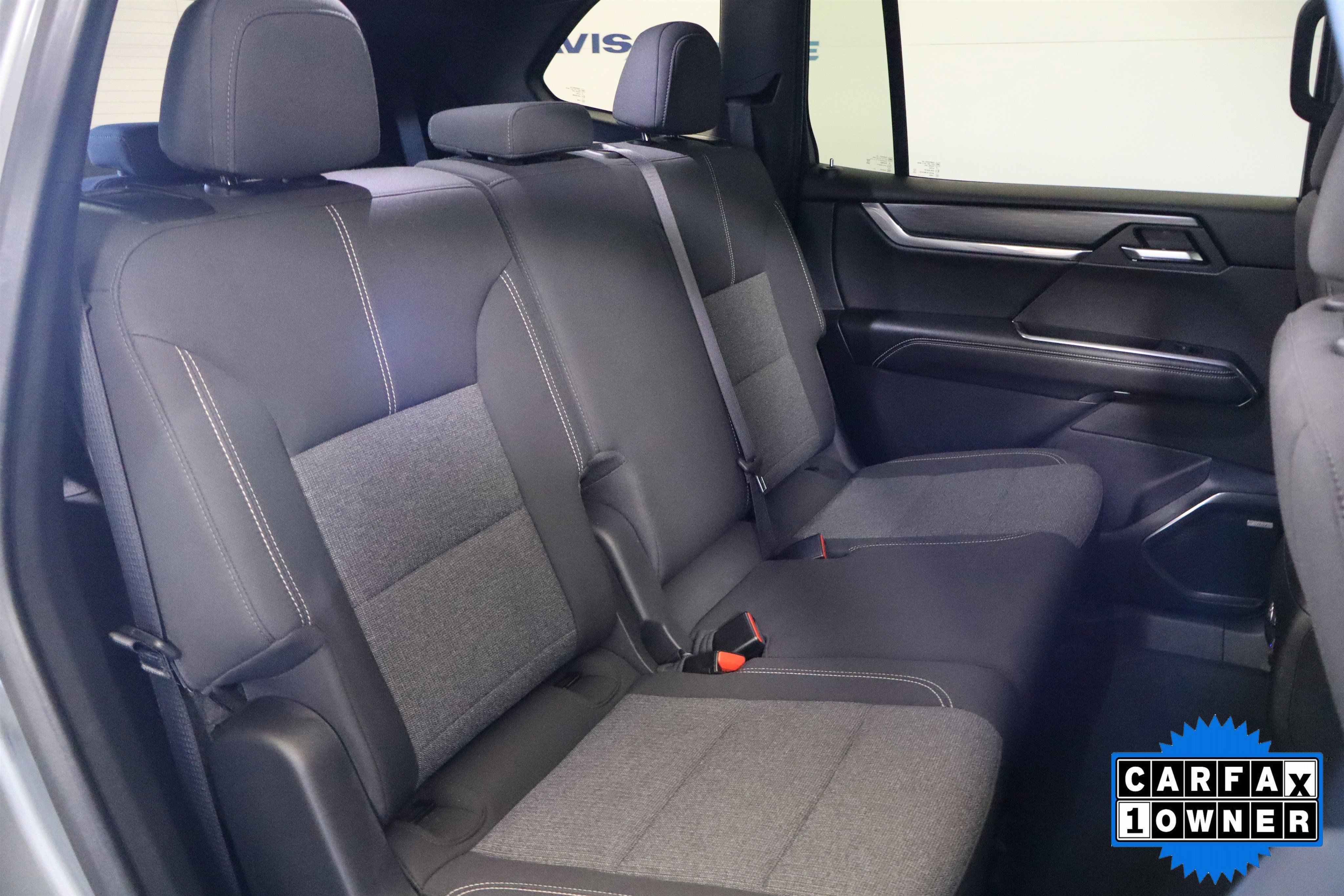 Used 2025 GMC Acadia Elevation image 20