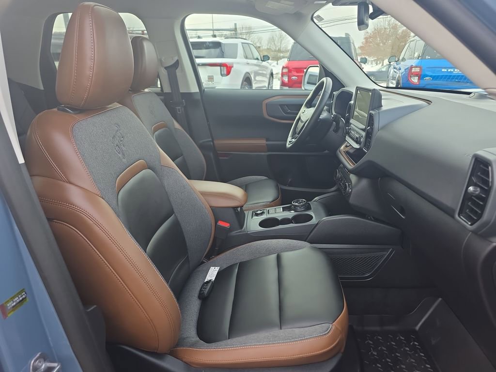 Used 2024 Ford Bronco Sport Outer Banks w/ Tech Package image 38