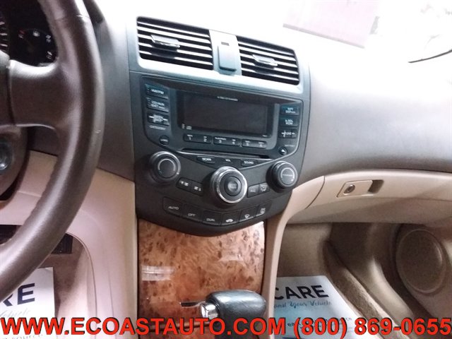 Used 2004 Honda Accord EX image 11