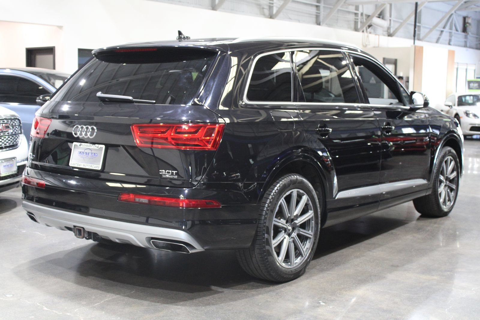Used 2017 Audi Q7 3.0T Premium Plus AWD/4WD image 15