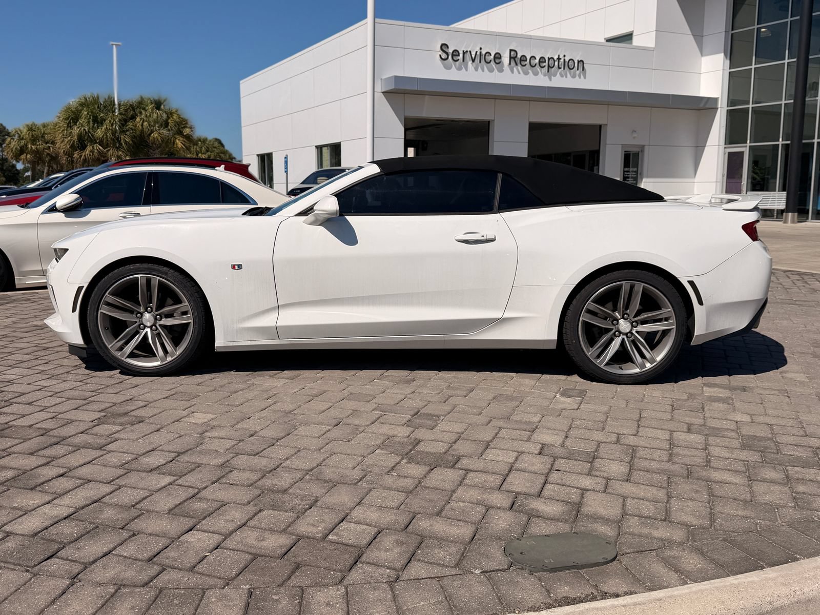 Used 2018 Chevrolet Camaro LT RWD image 10