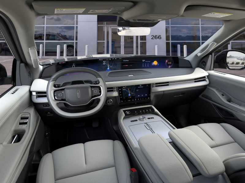 New 2026 Lincoln Navigator Reserve AWD/4WD image 9