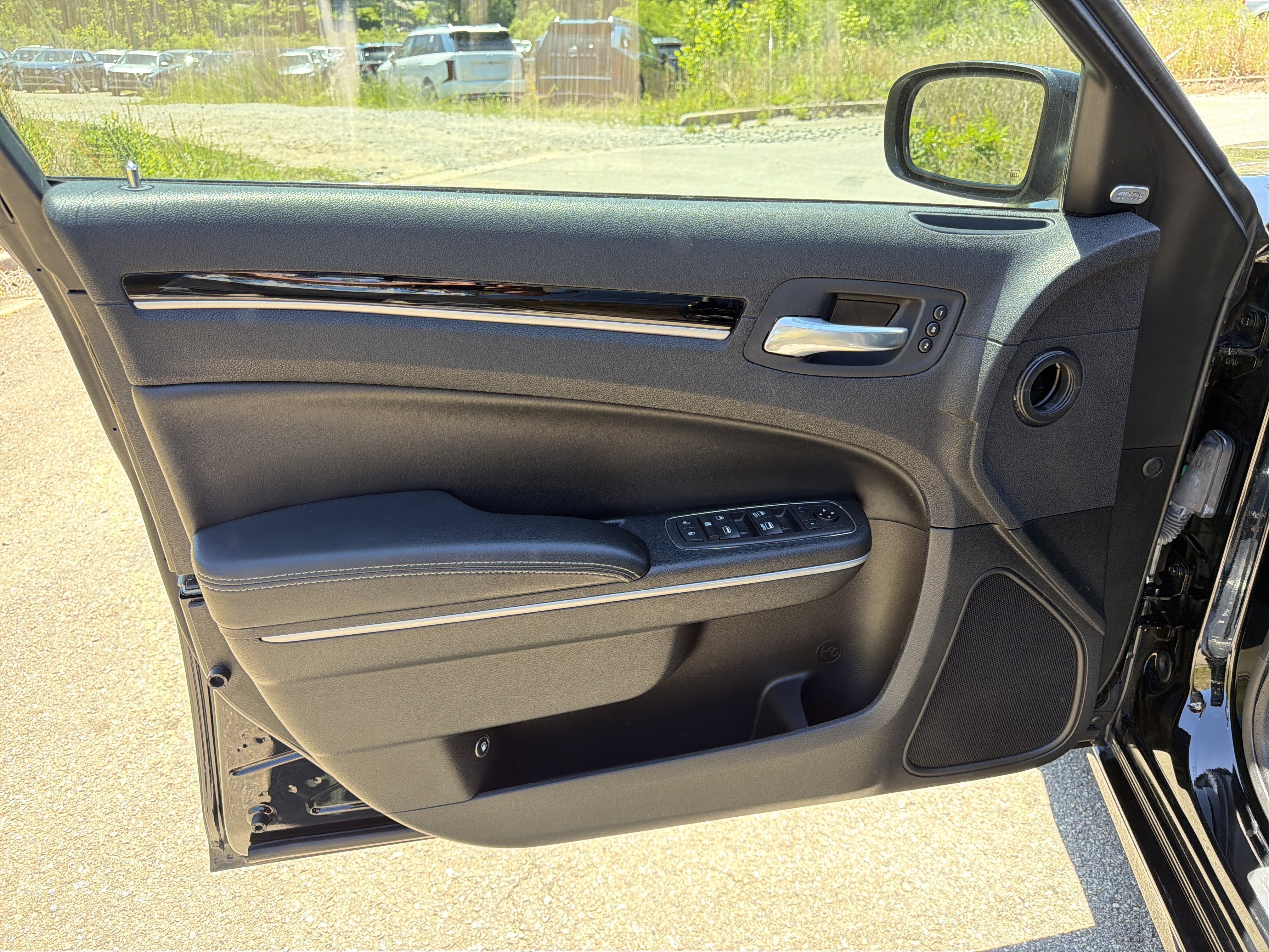 Used 2021 Chrysler 300 S w/ Comfort Group RWD image 10