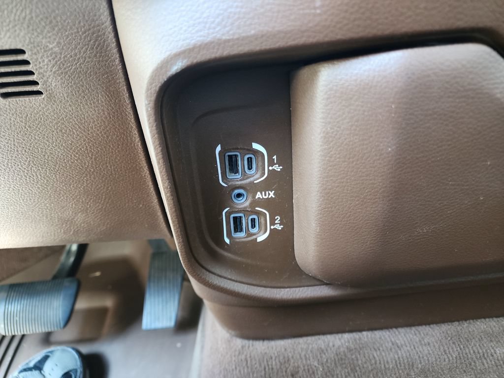 Used 2020 RAM 1500 Laramie AWD/4WD image 58