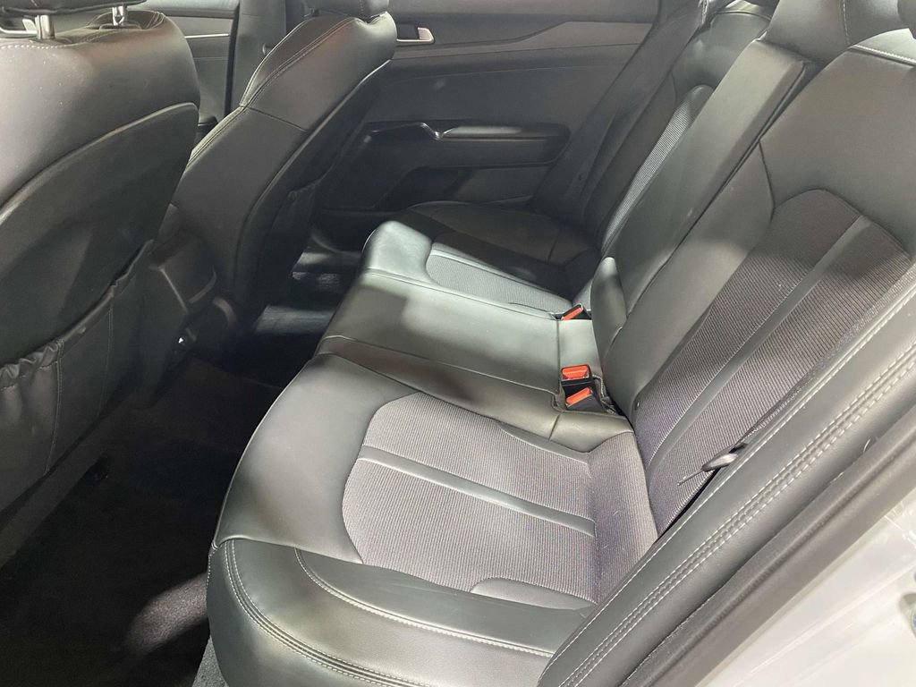 Used 2023 Kia K5 GT-Line image 11