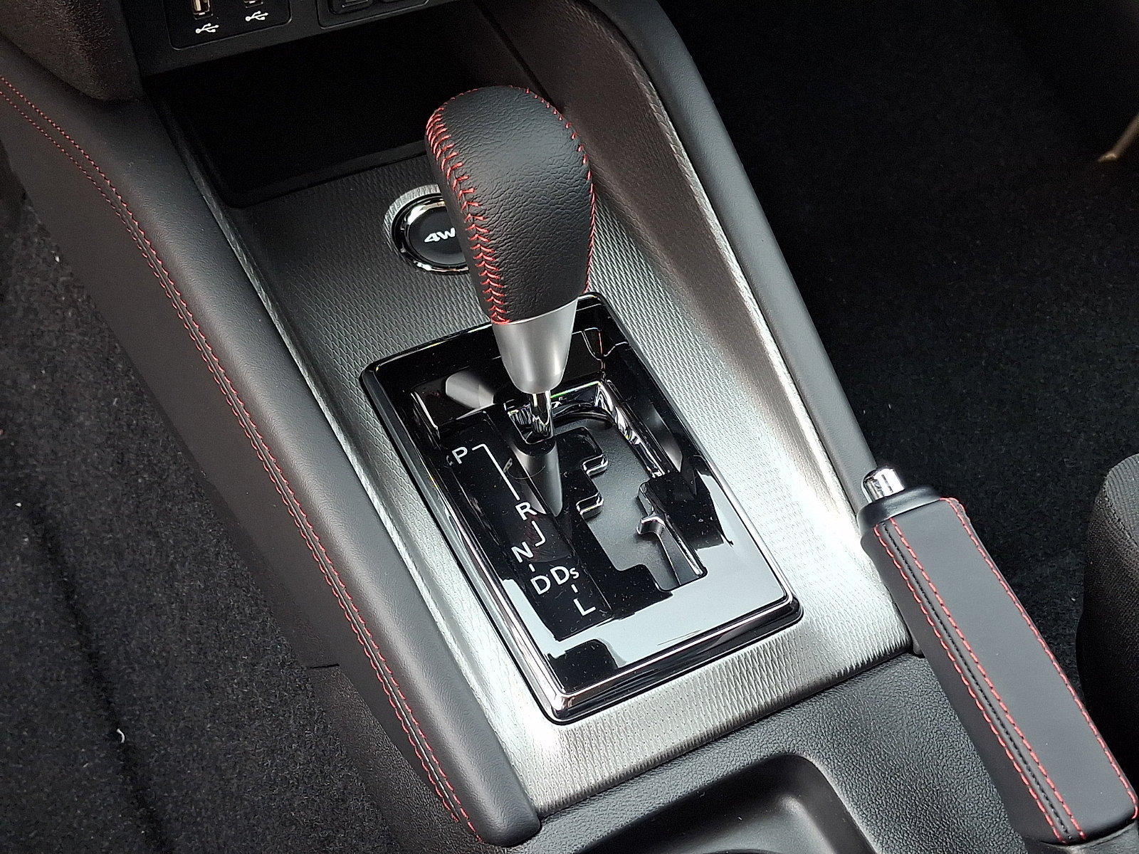 New 2026 Mitsubishi Outlander Sport LE AWD/4WD image 12
