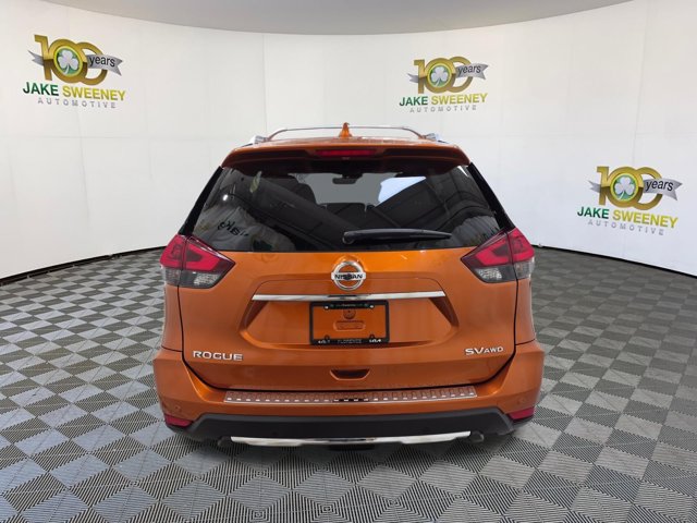 Used 2020 Nissan Rogue SV w/ Sun & Sound Touring Package AWD/4WD image 9