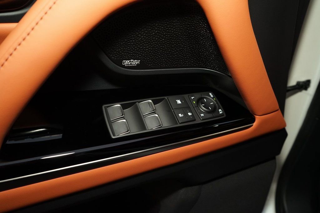 Used 2026 Lexus LX 700h Ultra Luxury image 32