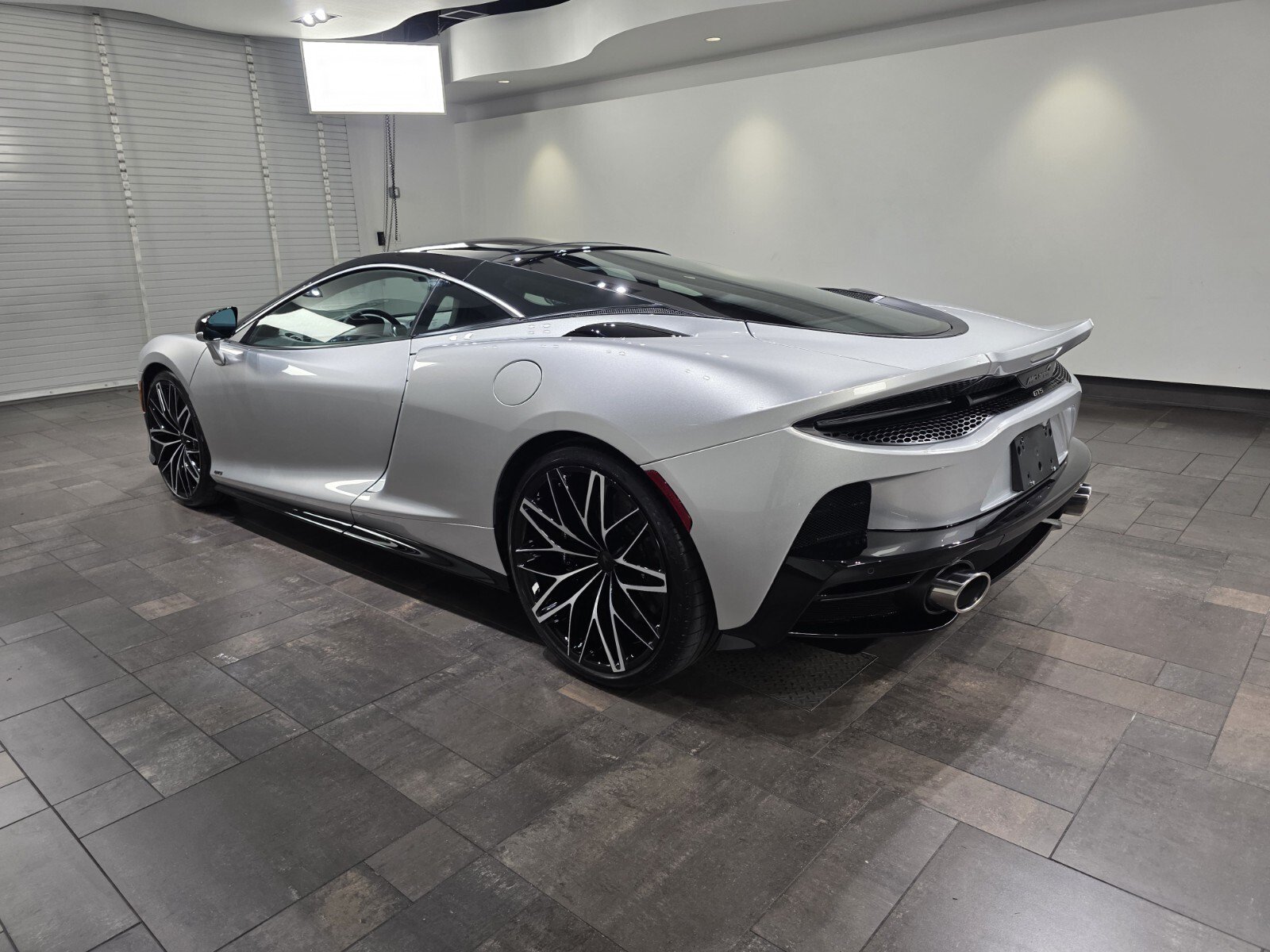New 2027 McLaren GTS RWD image 4