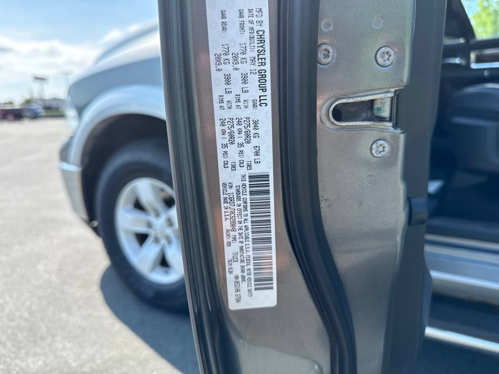 Used 2012 RAM 1500 Laramie AWD/4WD image 38