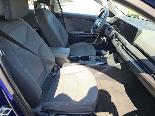 Used 2025 Kia K4 FWD image 10
