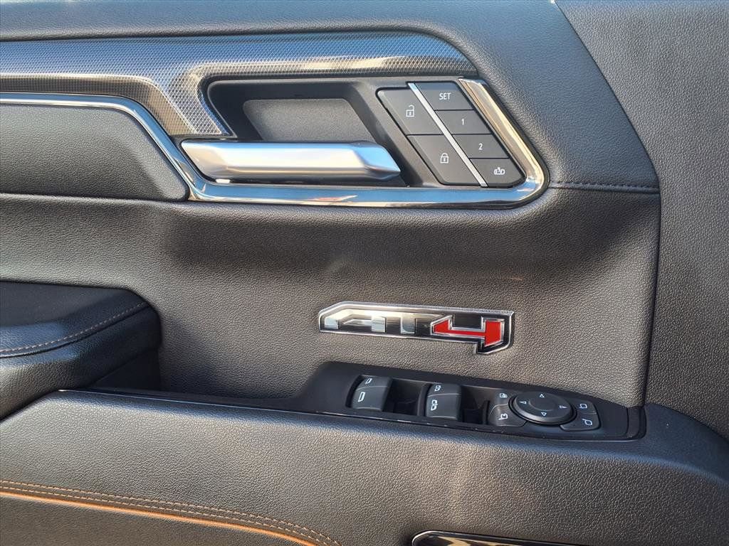Certified 2023 GMC Sierra 1500 AT4 w/ AT4 Premium Package image 14