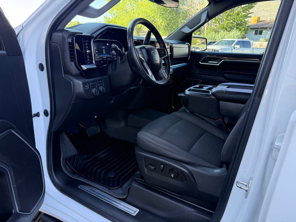 Used 2023 Chevrolet Silverado 1500 RST w/ Z71 Off-Road Package AWD/4WD image 19