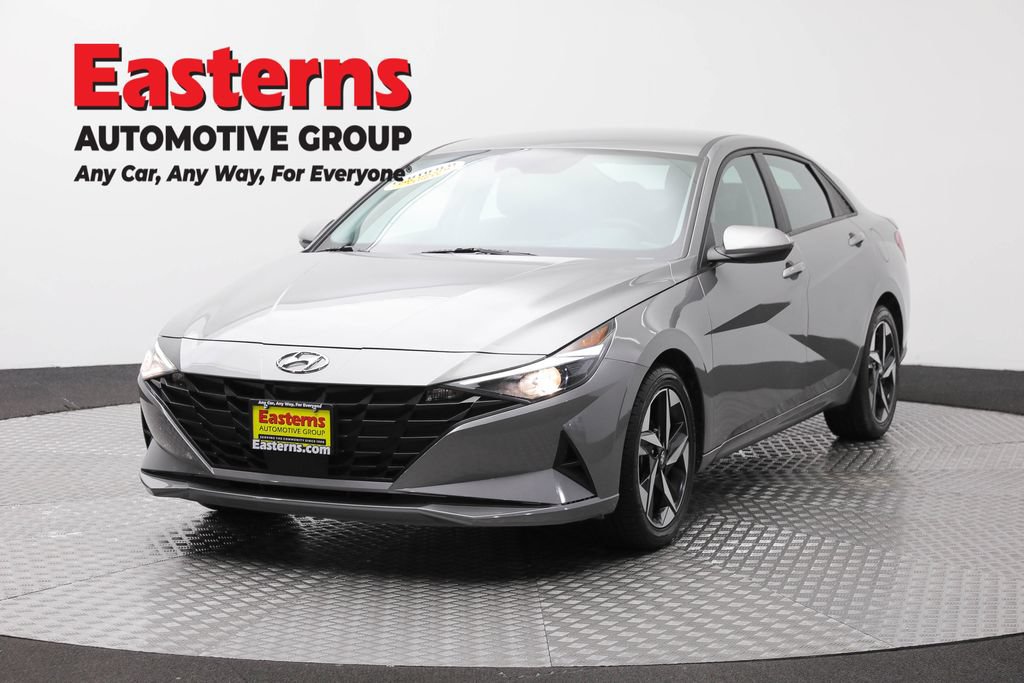 Used 2023 Hyundai Elantra SEL w/ Convenience Package
