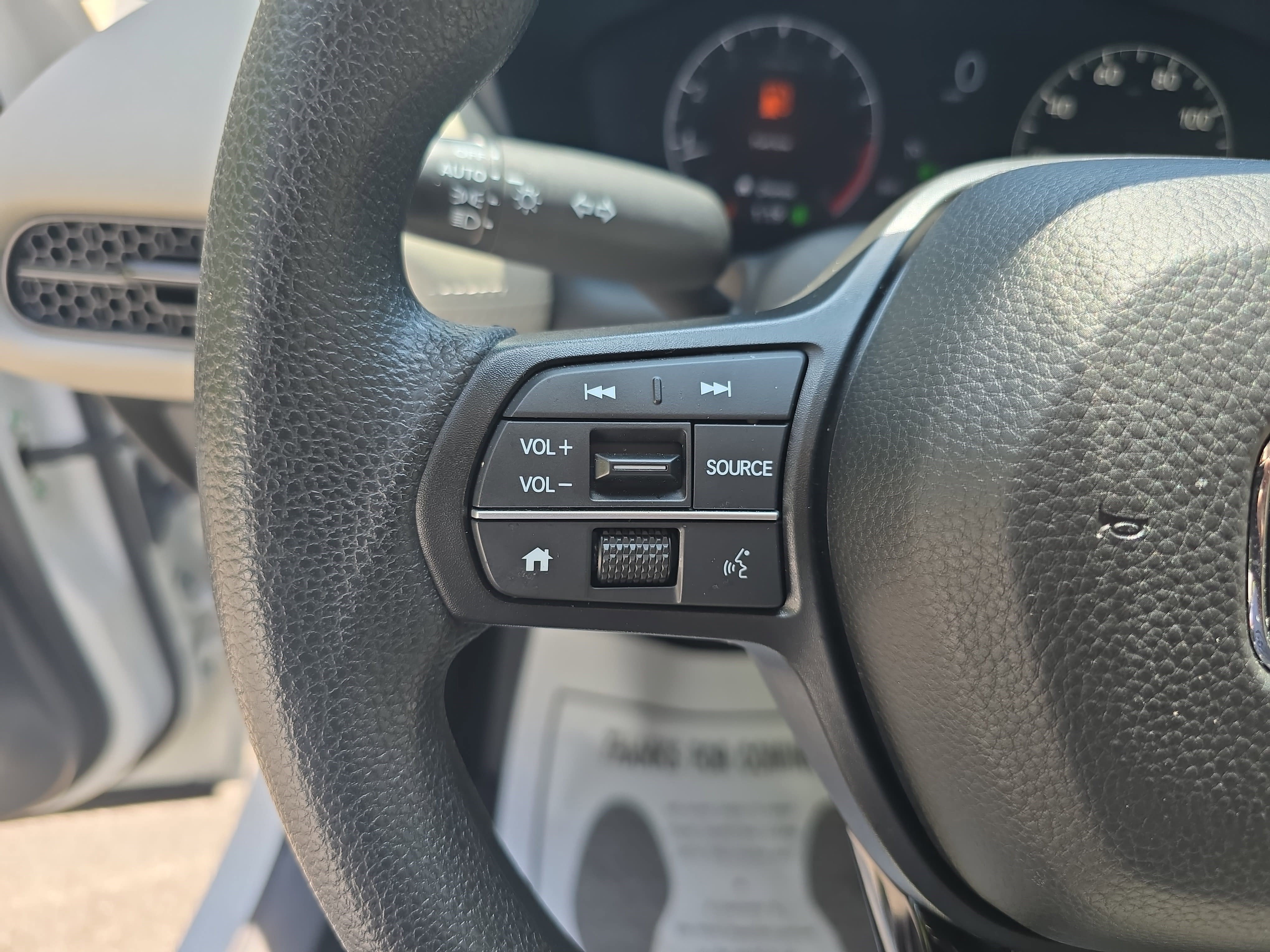 Used 2024 Honda HR-V LX image 17