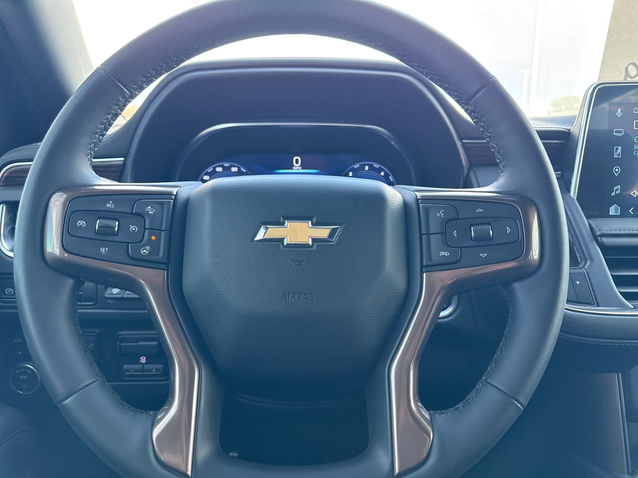 Used 2024 Chevrolet Tahoe High Country AWD/4WD image 21