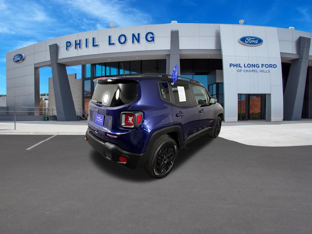 Used 2018 Jeep Renegade Trailhawk AWD/4WD image 5