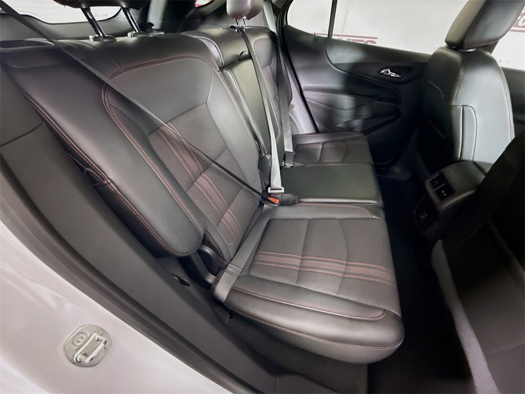 Used 2023 Chevrolet Equinox RS image 28