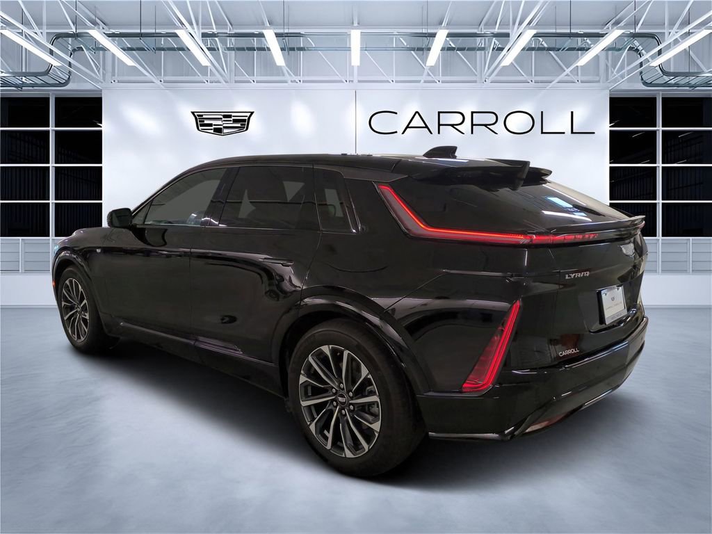 Used 2024 Cadillac Lyriq Sport image 5