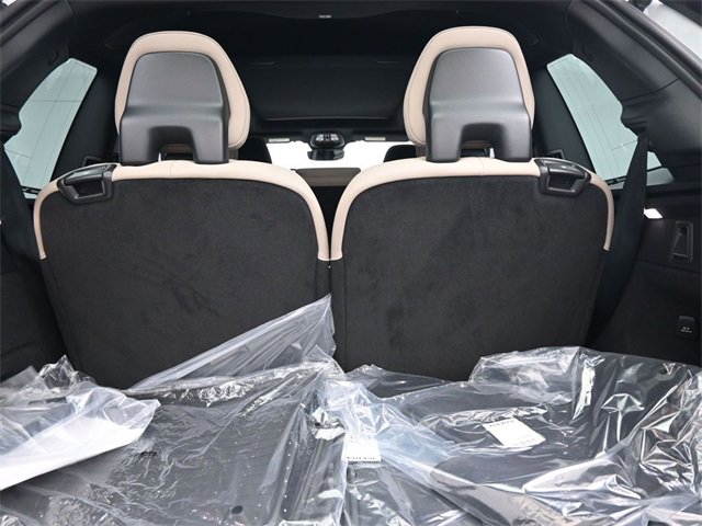 New 2026 Volvo XC90 B6 Plus w/ Protection Package Premier image 32