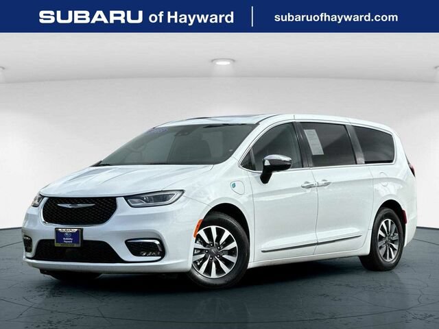 Used 2023 Chrysler Pacifica Limited
