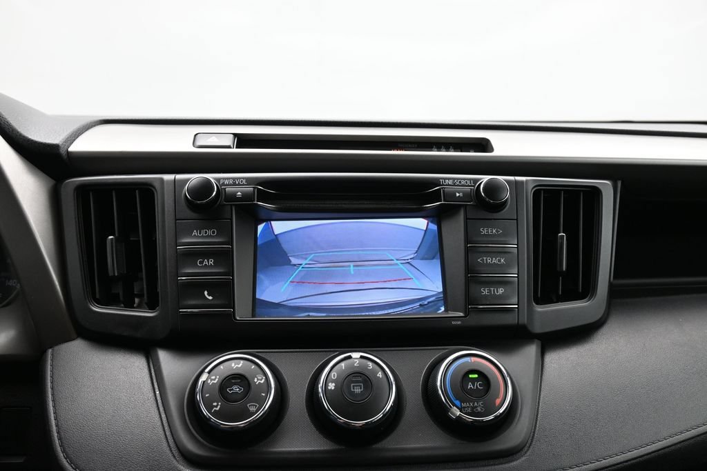 Used 2018 Toyota RAV4 LE w/ All Weather Liner Package AWD/4WD image 46
