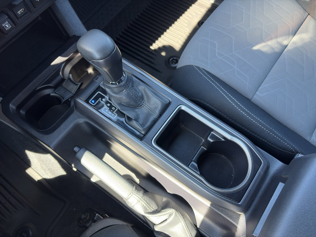 Used 2023 Toyota Tacoma TRD Off-Road w/ Technology Package AWD/4WD image 27