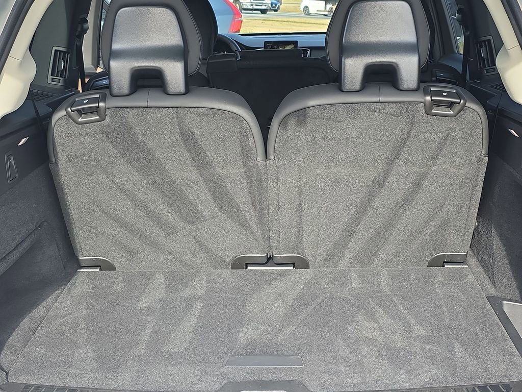 New 2026 Volvo XC90 T8 Plus image 21