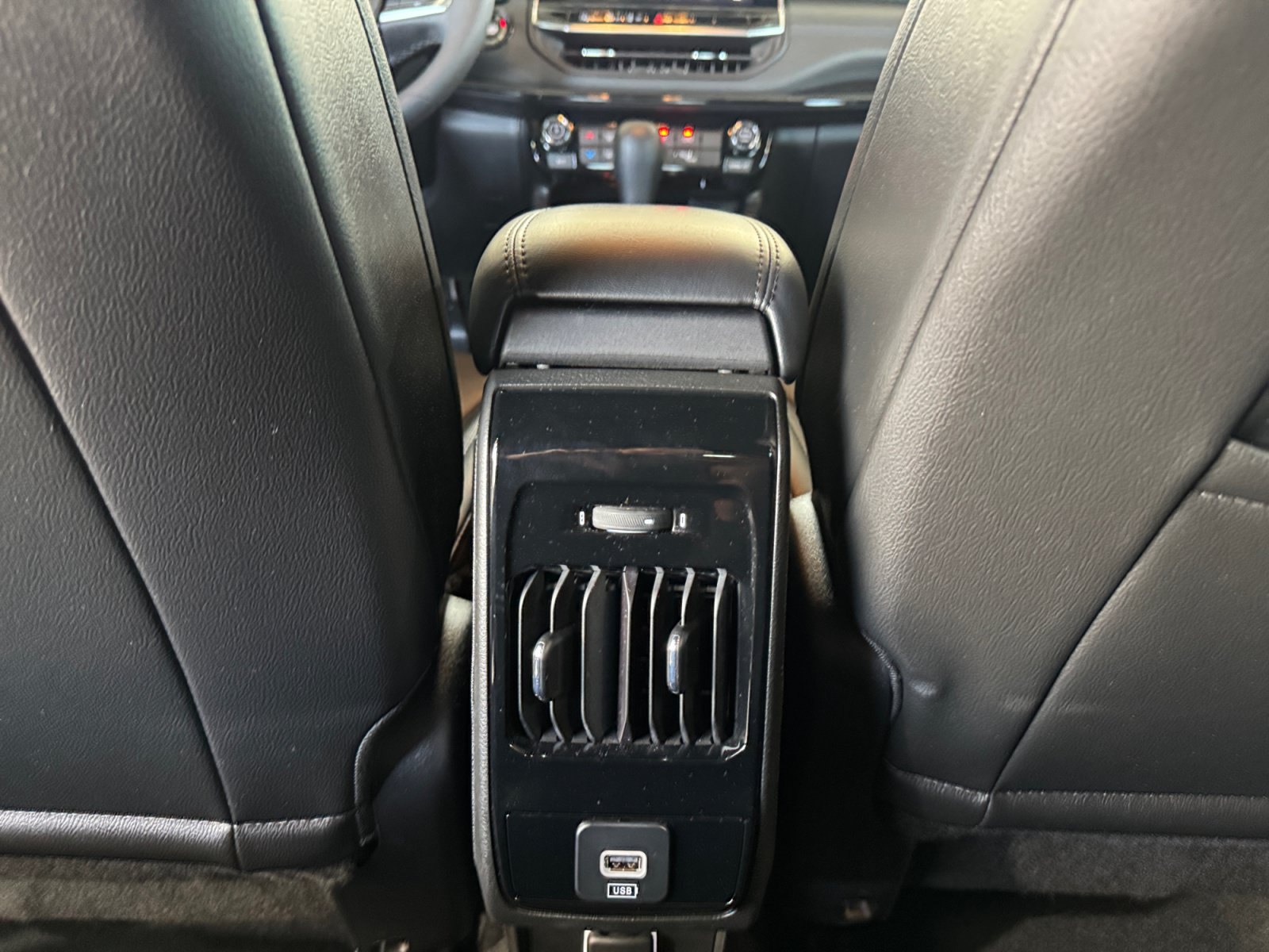 Certified 2026 Jeep Compass Latitude AWD/4WD image 25
