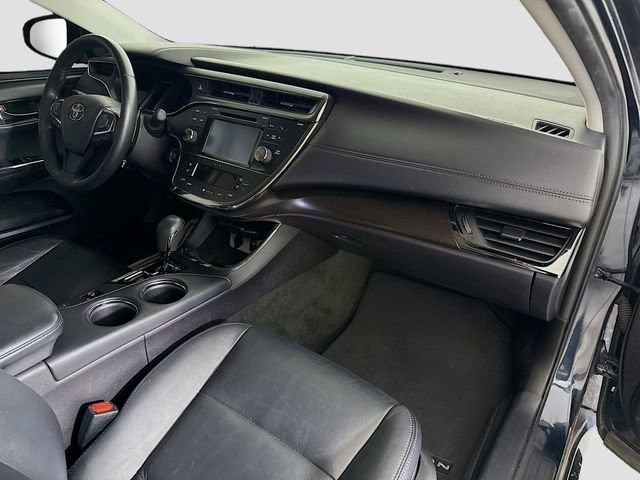 Used 2017 Toyota Avalon XLE image 28
