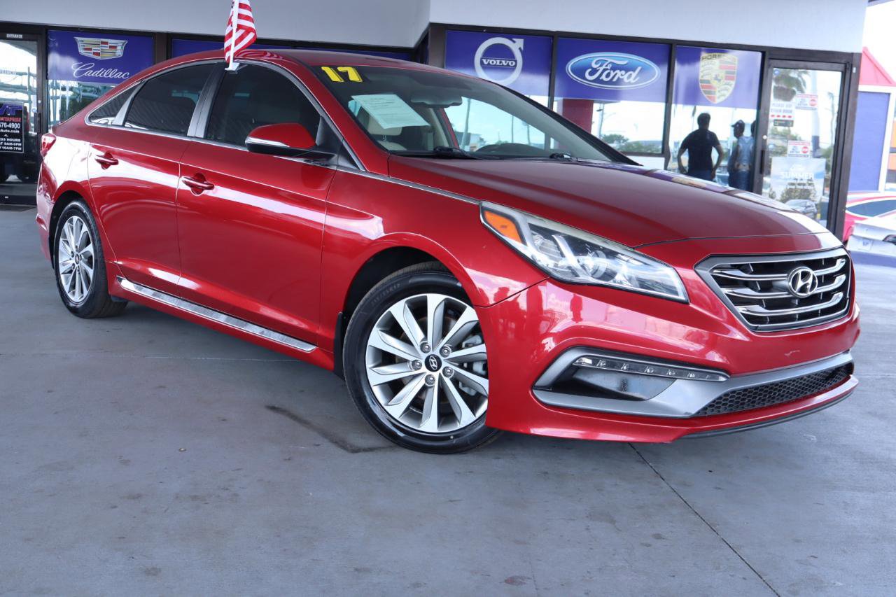 Used 2017 Hyundai Sonata Sport image 3
