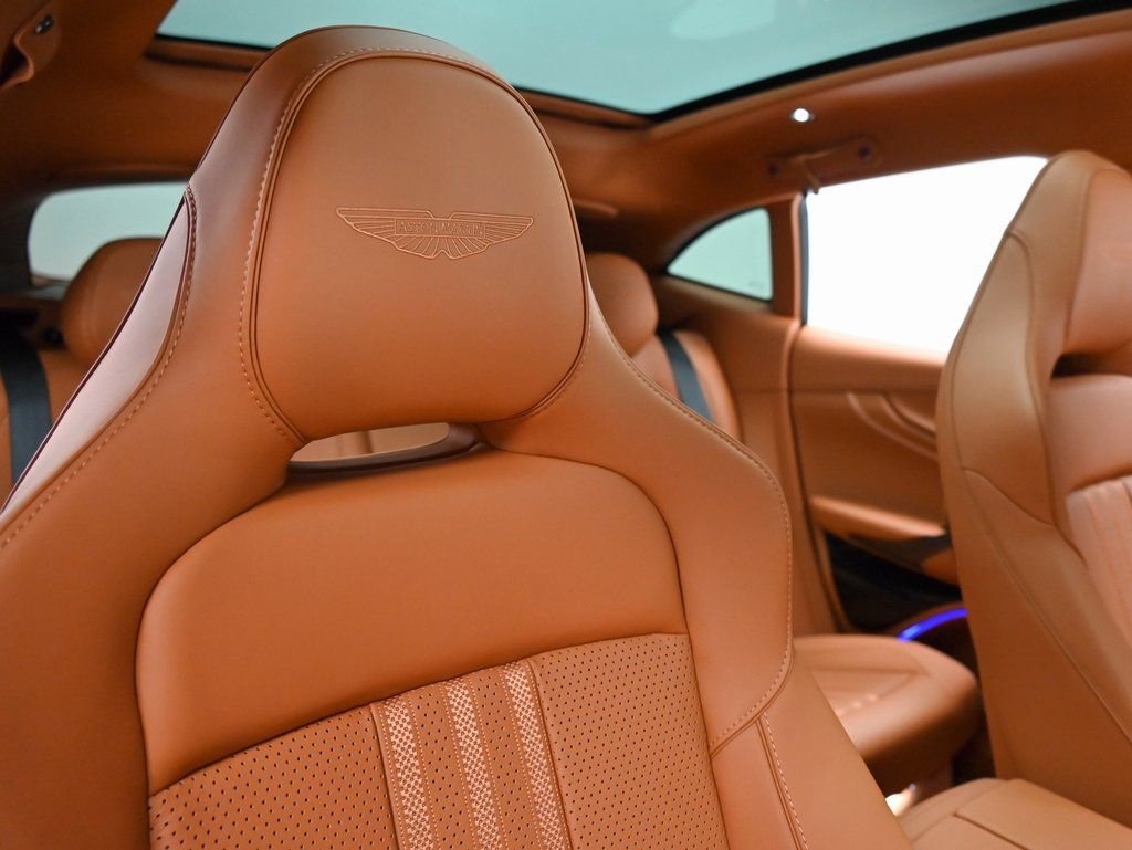 New 2026 Aston Martin DBX 707 image 15