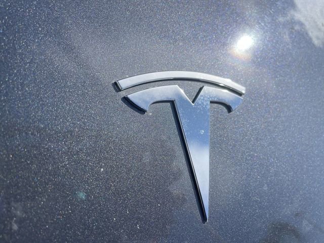Used 2023 Tesla Model Y Long Range image 32