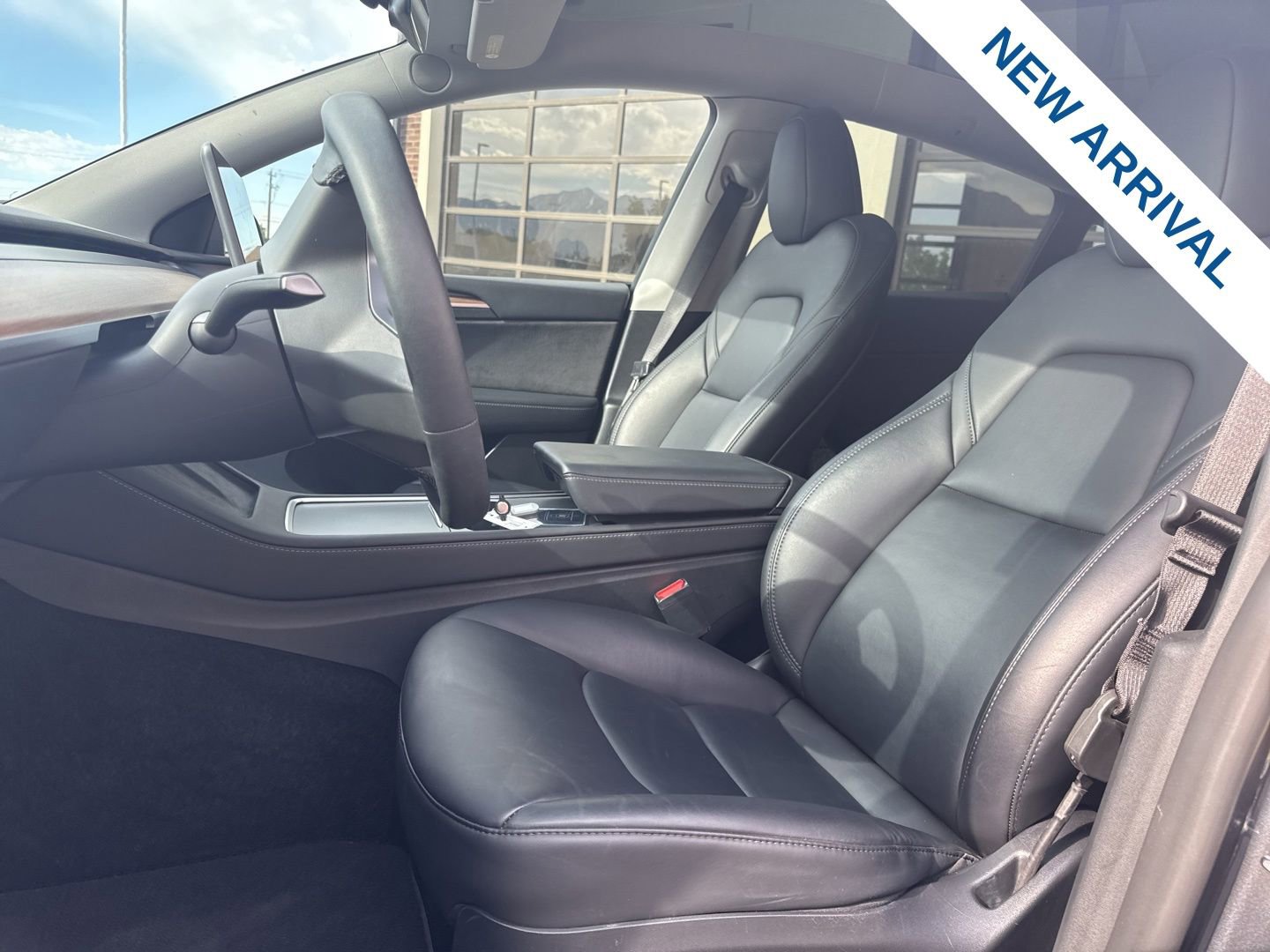 Used 2023 Tesla Model Y Long Range image 16