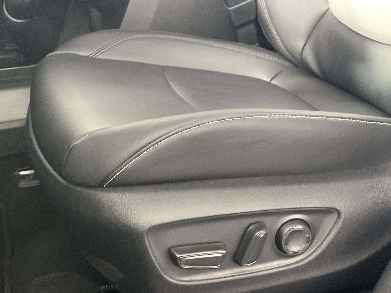 New 2026 Toyota Sienna XSE FWD image 20