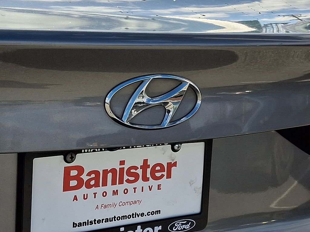 Used 2018 Hyundai Elantra SEL image 31