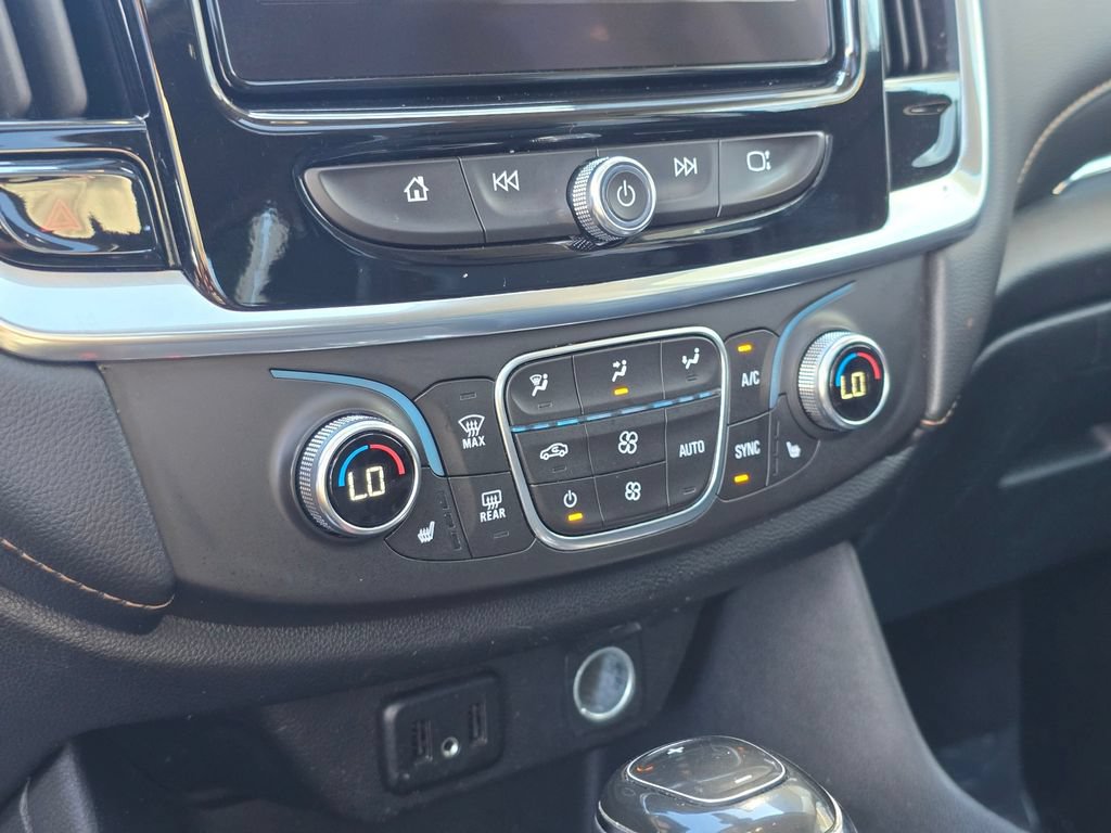 Used 2018 Chevrolet Traverse LT AWD/4WD image 25