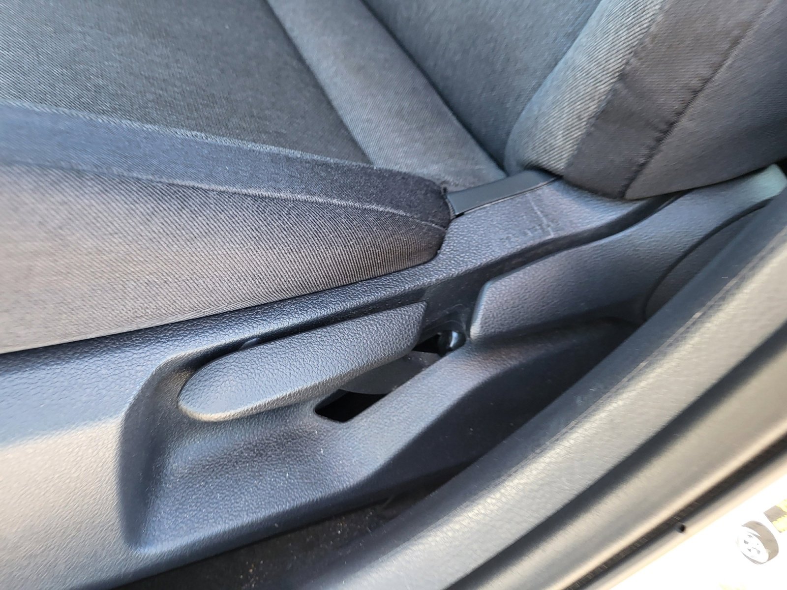 Used 2025 Toyota Camry LE image 15