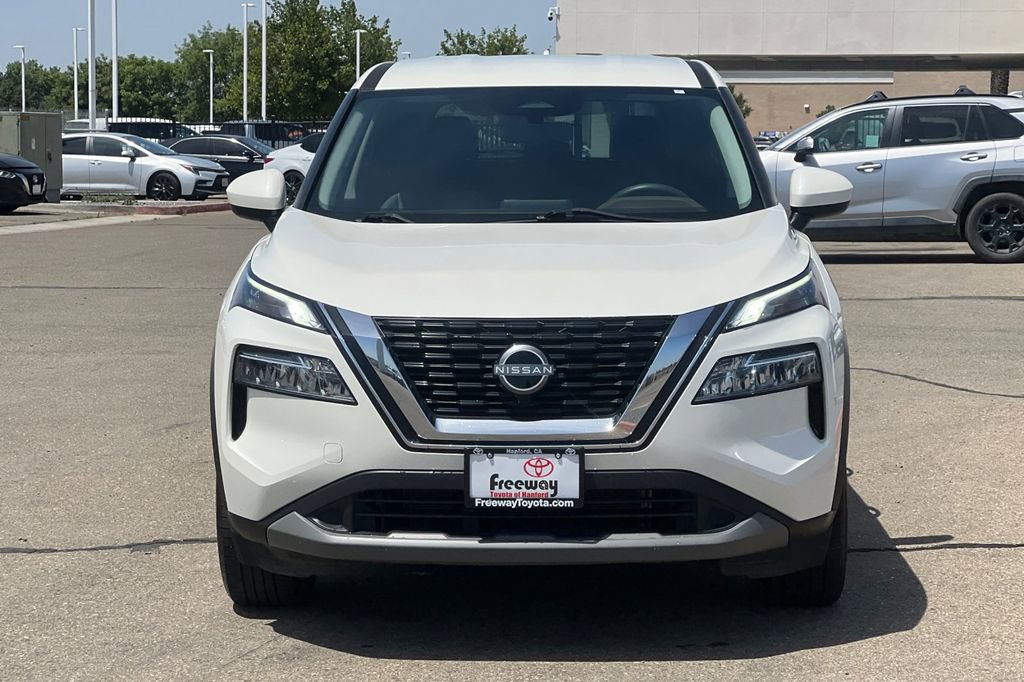 Used 2023 Nissan Rogue SV AWD/4WD image 11