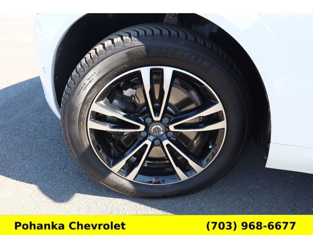 Used 2019 Volvo XC60 T6 Momentum w/ Advanced Package image 25