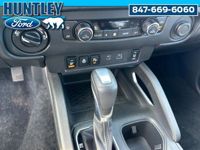 Used 2024 Nissan Frontier SL w/ Technology Package image 21