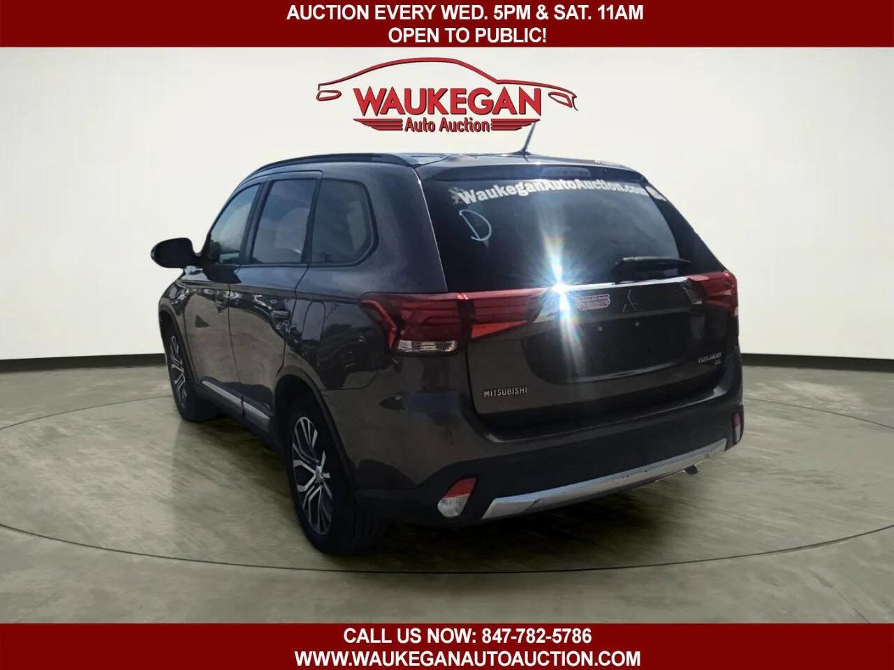 Used 2016 Mitsubishi Outlander SEL AWD/4WD image 4