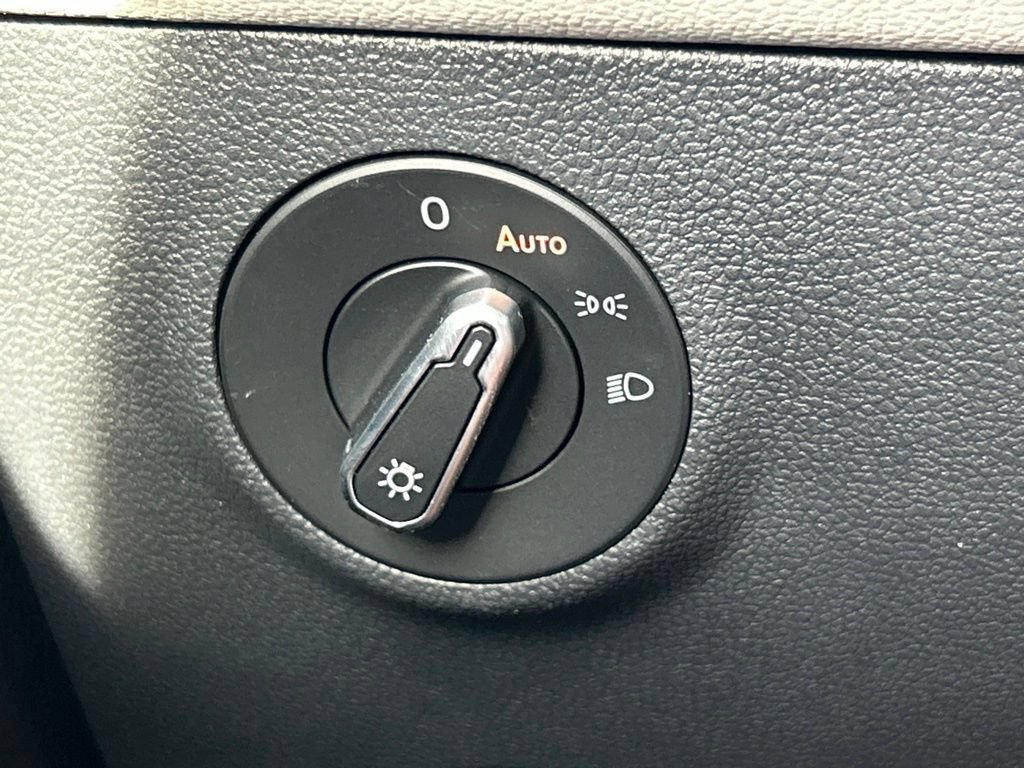 Certified 2026 Volkswagen Taos S FWD image 29