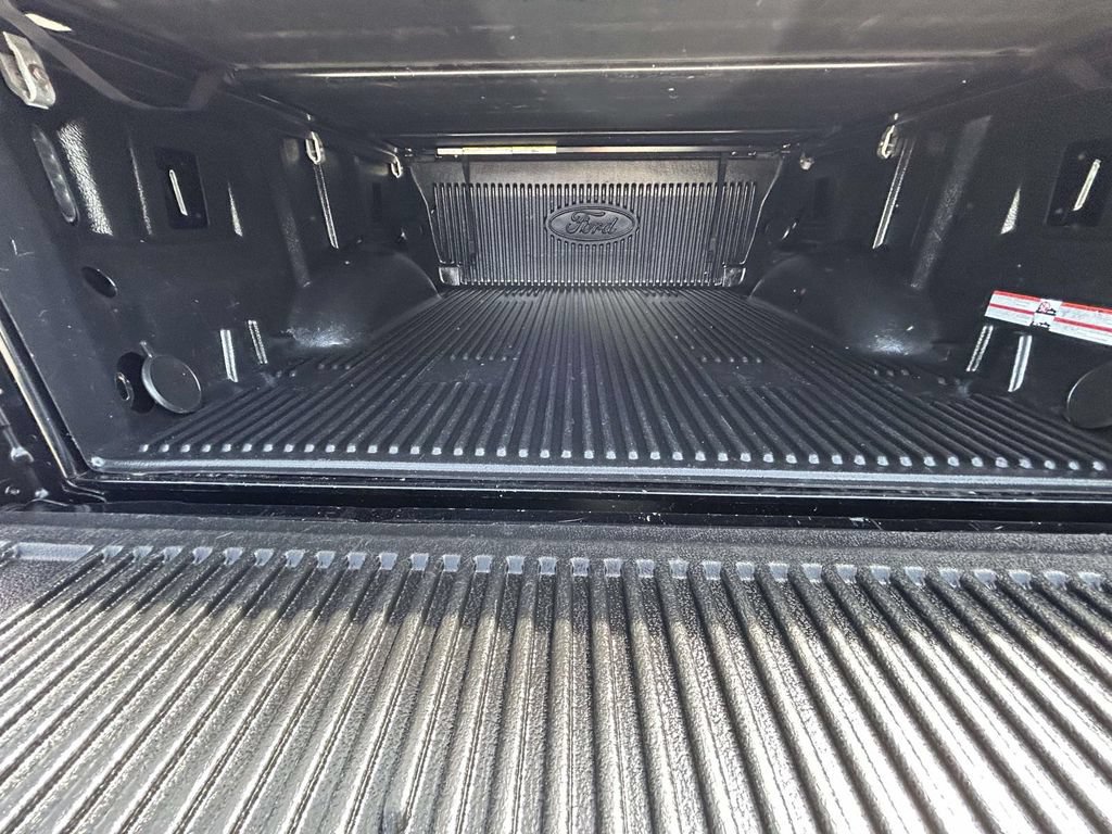 Used 2018 Ford F150 XLT w/ Equipment Group 302A Luxury AWD/4WD image 17