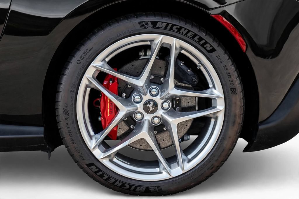 Certified 2024 Ferrari Roma Spider RWD image 62