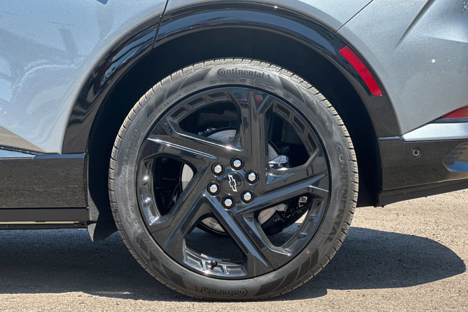 New 2025 Chevrolet Equinox EV RS w/ Active Safety Package 3 image 25