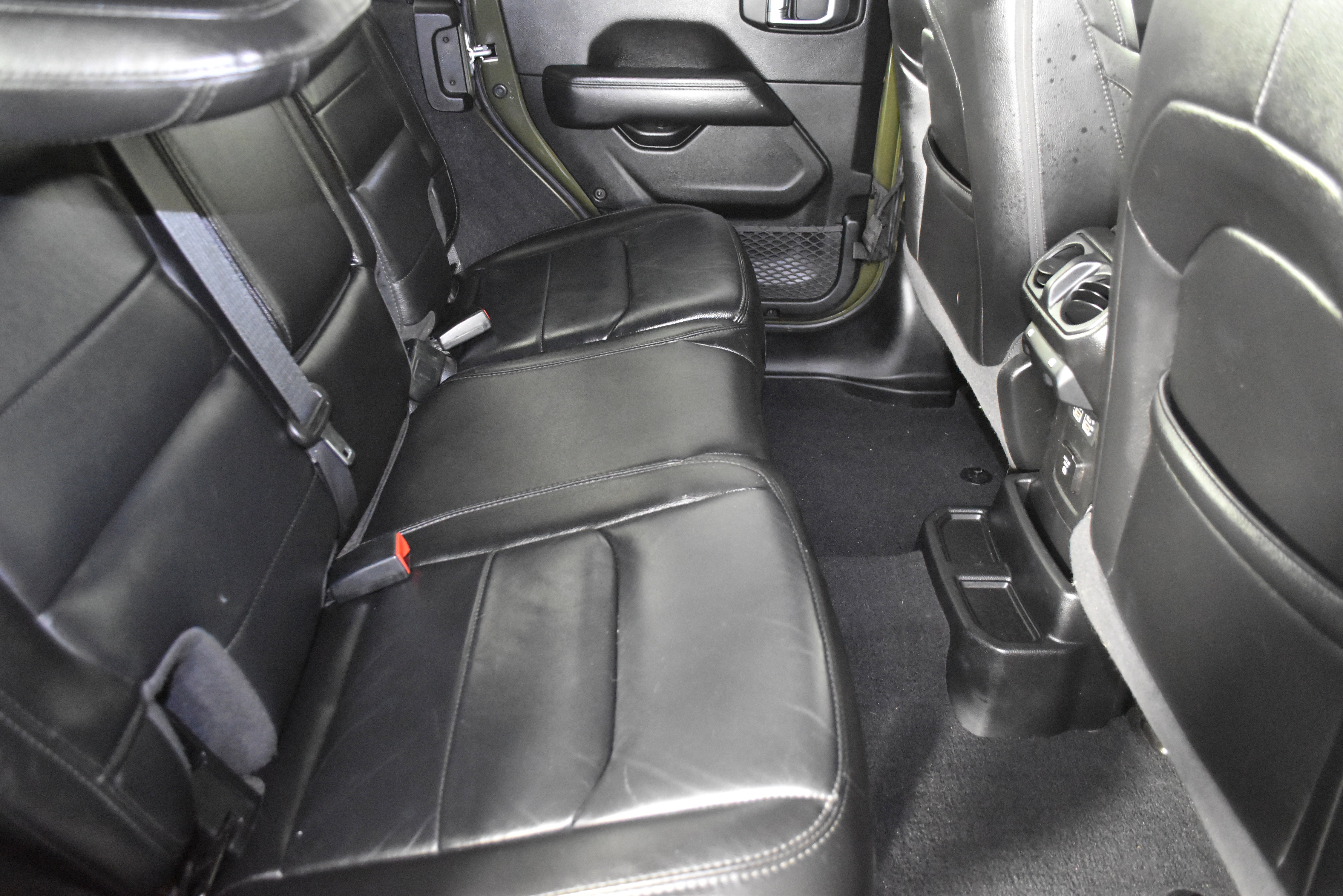 Used 2020 Jeep Wrangler Unlimited Sahara image 47