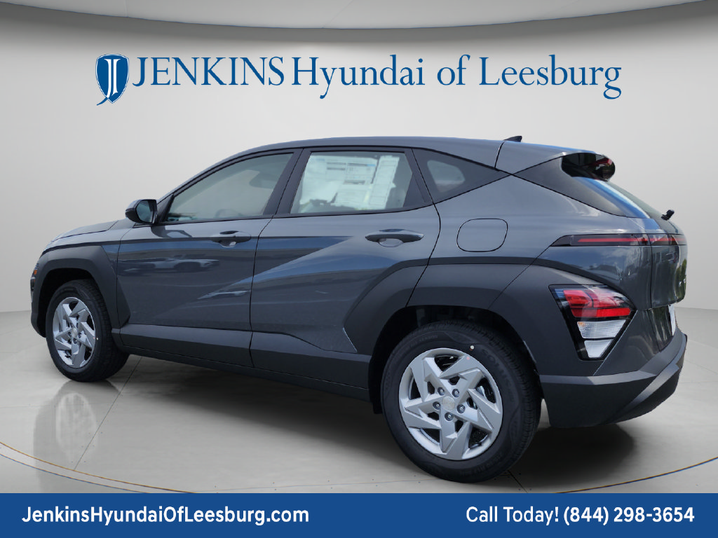 New 2027 Hyundai Kona SE FWD image 8