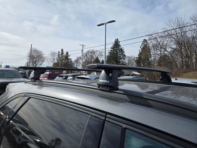 Used 2024 Ford Edge ST-Line w/ Class II Trailer Tow Package image 42