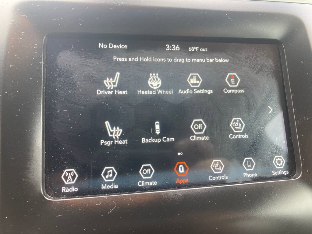 Used 2019 Jeep Cherokee Latitude Plus w/ Cold Weather Group AWD/4WD image 25